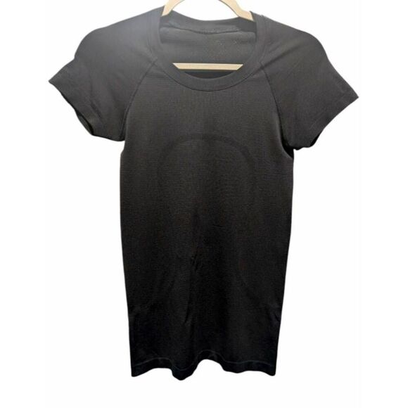 LULULEMON ATHLETICA Swiftly Tech Short Sleeve In Black Size 4 - Picture 3 of 4